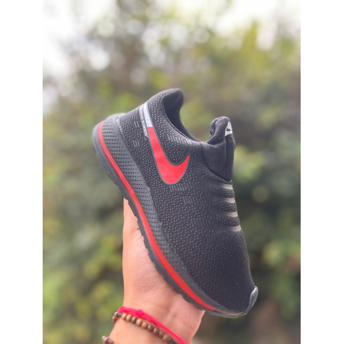Tênis Infantil Unissex Slip Air Zoom Nike Preto/Vermelho Tênis Infantil Unissex Slip Air Zoom Nike Preto/Vermelho