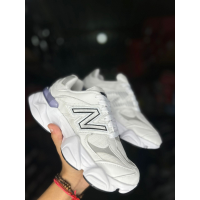 Tênis 9060 Premium New Balance Branco/Prata - Tênis New Balance