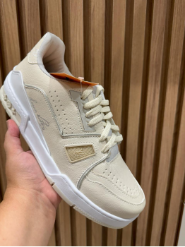 Tênis  Louis Vuitton Creme  - Tênis LOUIS VUITTON 