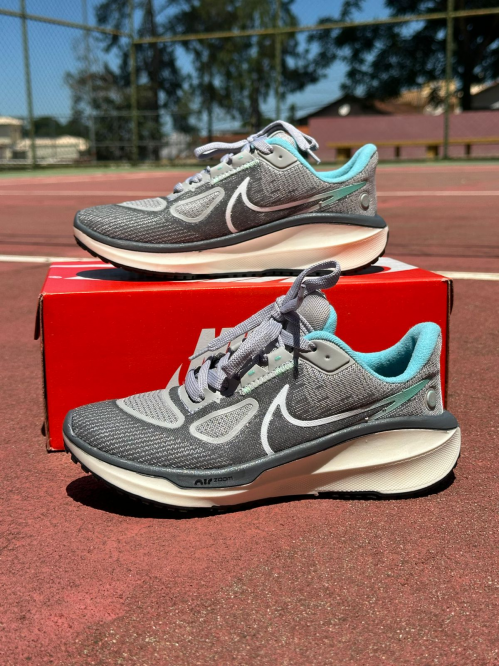 Tenis Vomero 17 Feminino Cinza - Tênis Nike