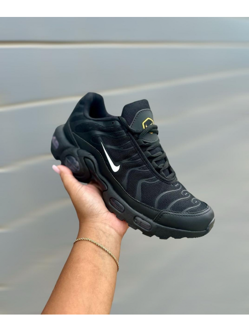 Tênis Air Max Plus TN Masculino Nike Preto - Tênis Nike