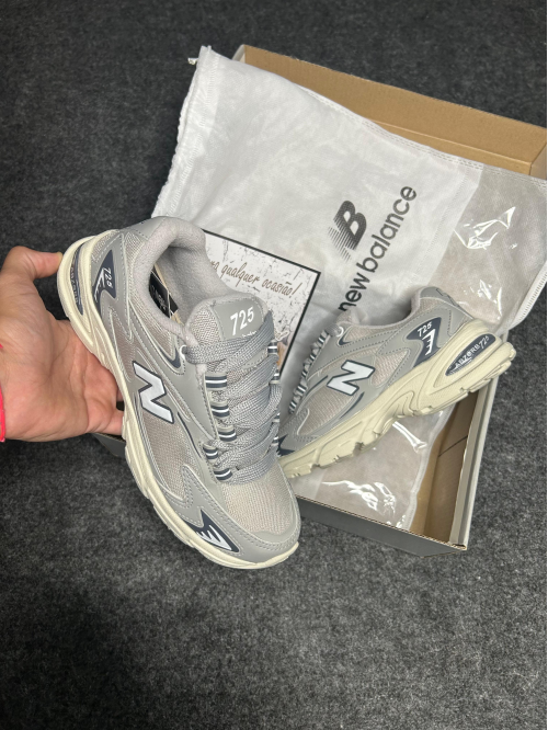 Tênis 725 Premium Feminino New Balance Cinza - Tênis New Balance