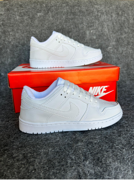 Tênis Dunk Low SB Unissex Nike Branco - Tênis Nike