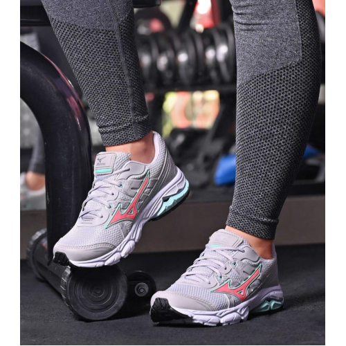 Tênis Wave Nirvana 9 Feminino Mizuno Cinza/Verde Tênis Wave Nirvana 9 Feminino Mizuno Cinza/Verde