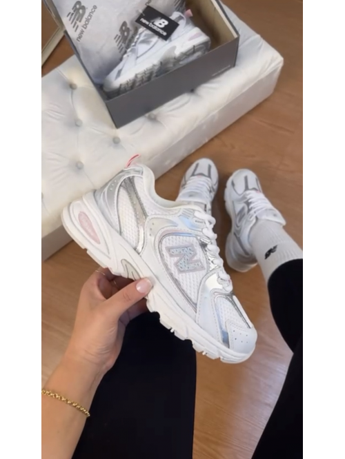 Tênis 530 Premium Feminino New Balance Branco/Prata - Tênis New Balance