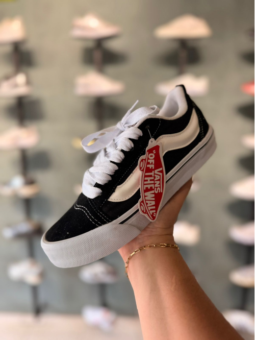 Tênis KNU Vulcanizado Premium Unissex Vans Preto/Branco - Tênis Vans