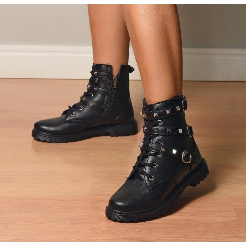 Bota Coturno Feminina Spike em Couro Sintético Preto Bota Coturno Feminina Spike em Couro Sintético Preto