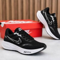 Tênis Zoom Nike Preto/Branco Tênis Zoom Nike Preto/Branco - Tênis Nike